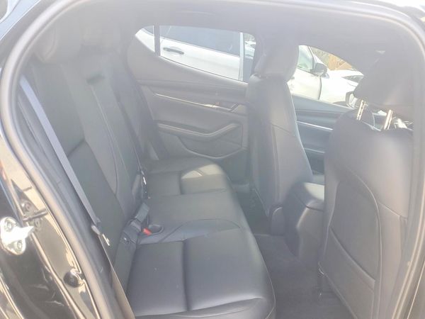 2025 MAZDA 3 Preferred Package