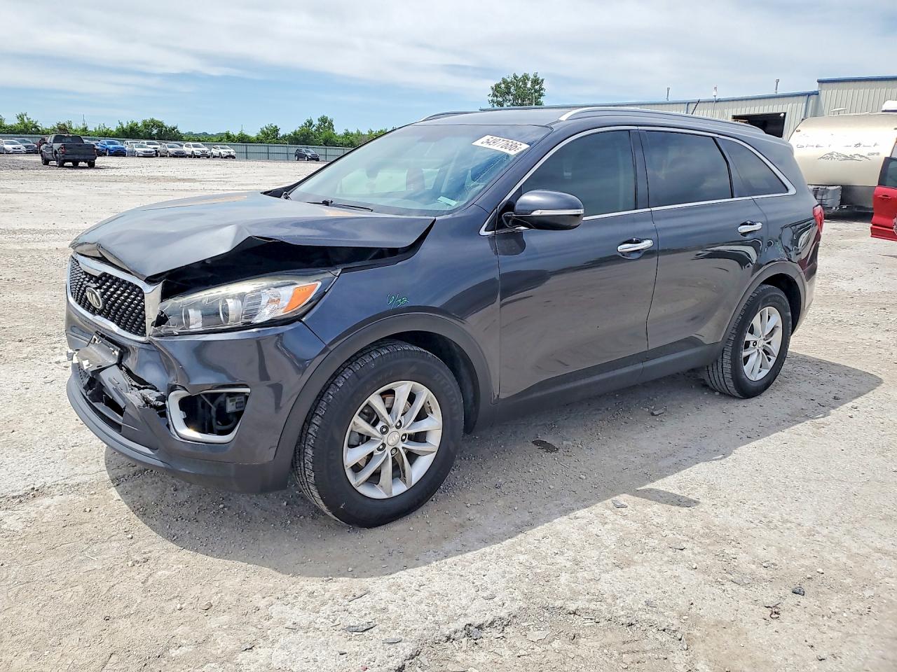 2017 KIA SORENTO L, LX