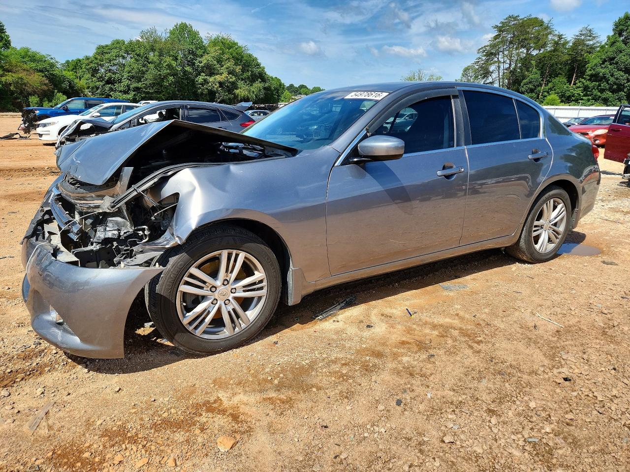 2013 INFINITI G37