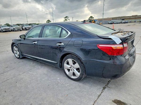 2012 LEXUS LS 460L