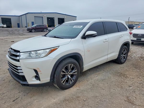 2017 TOYOTA HIGHLANDER LE/LE Plus