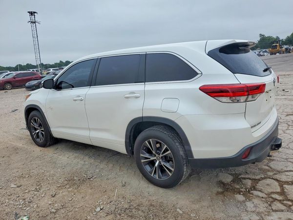 2017 TOYOTA HIGHLANDER LE/LE Plus