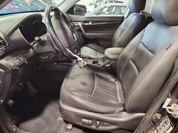 2014 KIA SORENTO