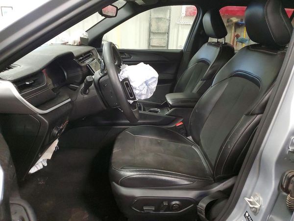 2024 JEEP GRAND CHEROKEE L LAREDO 4X4