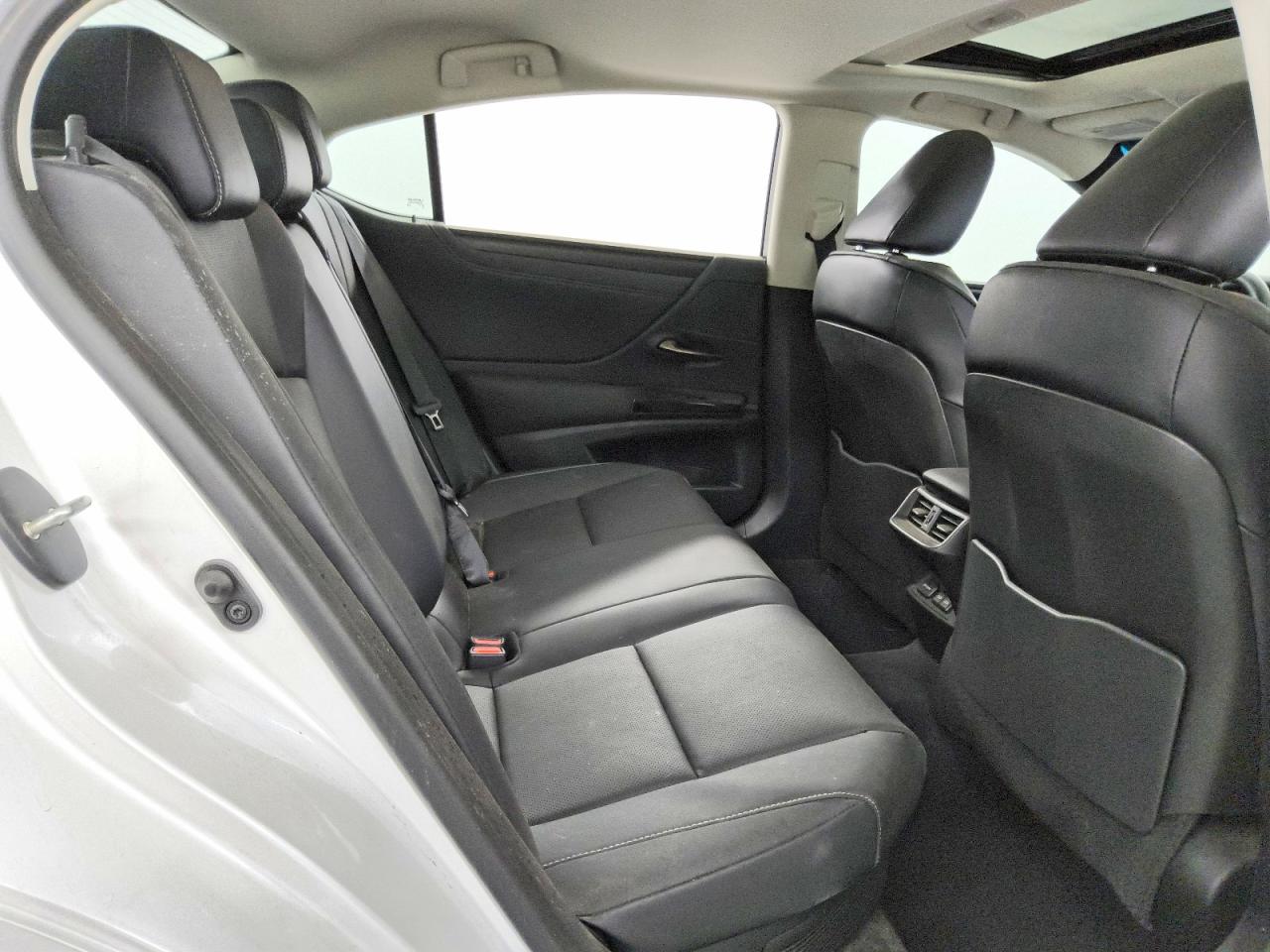 2024 LEXUS ES 300H 300h Premium