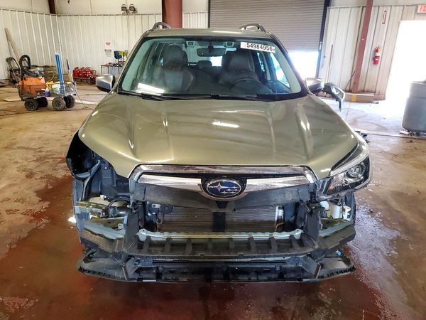 2020 SUBARU FORESTER