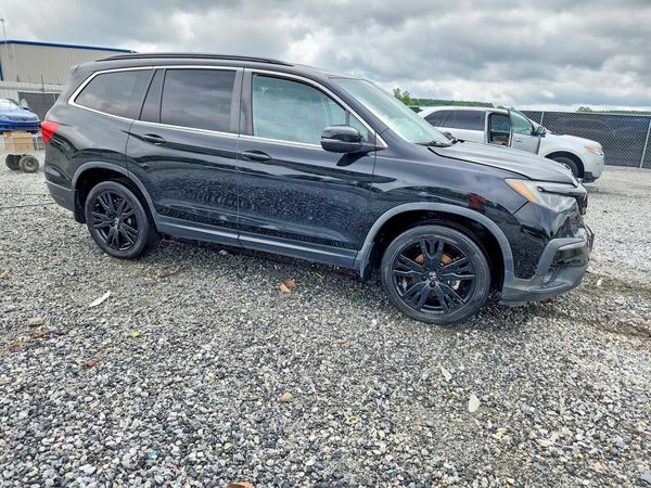 2021 HONDA PILOT SE