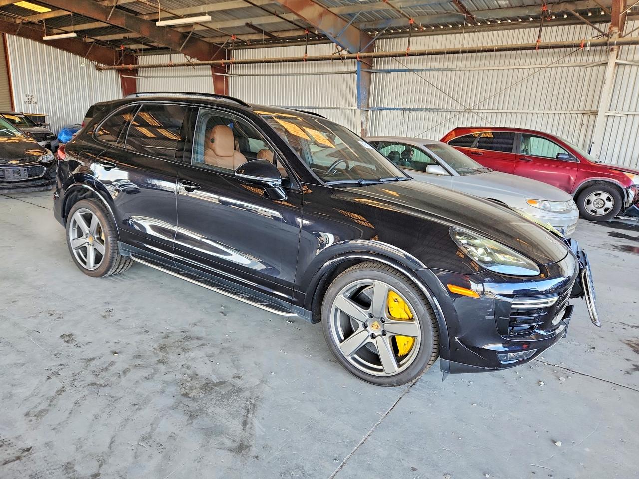 2017 PORSCHE CAYENNE Base, S