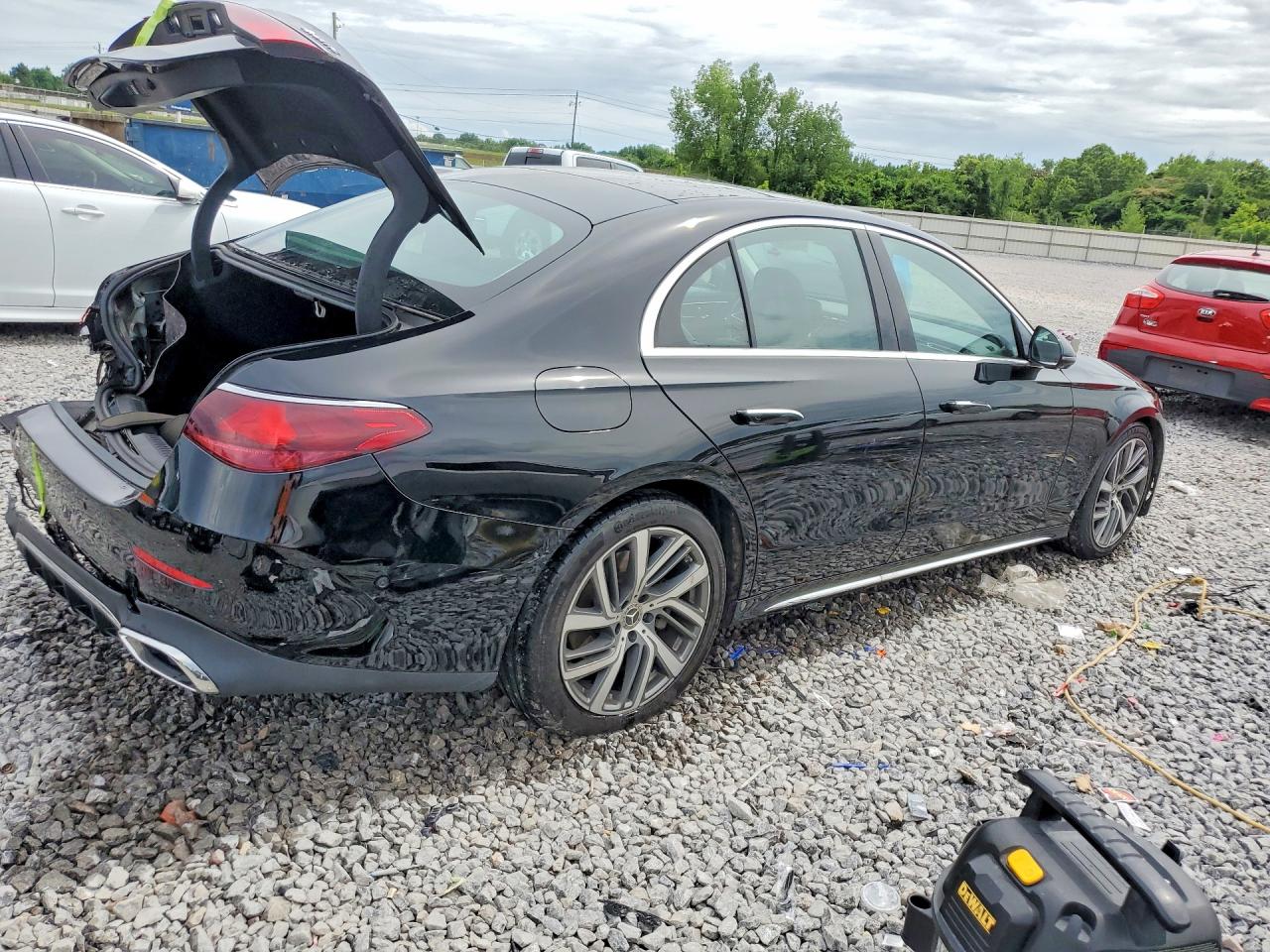 2024 MERCEDES-BENZ E