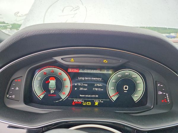 2021 AUDI Q8