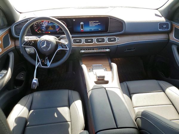 2026 MERCEDES-BENZ GLE