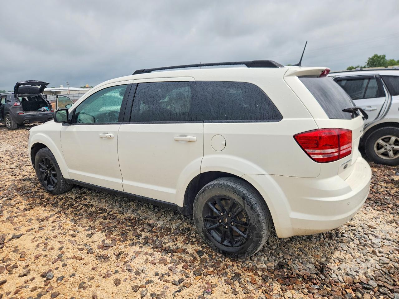 2020 DODGE JOURNEY SE