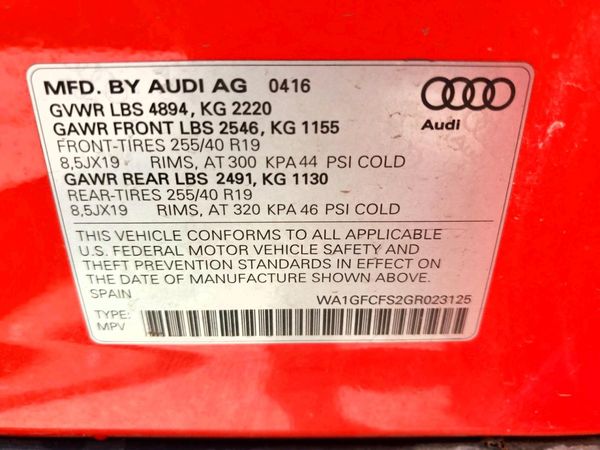 2016 AUDI Q3