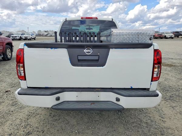 2021 NISSAN FRONTIER