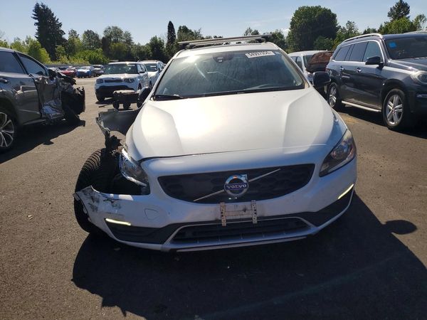 2017 VOLVO V60 CROSS COUNTRY Premier