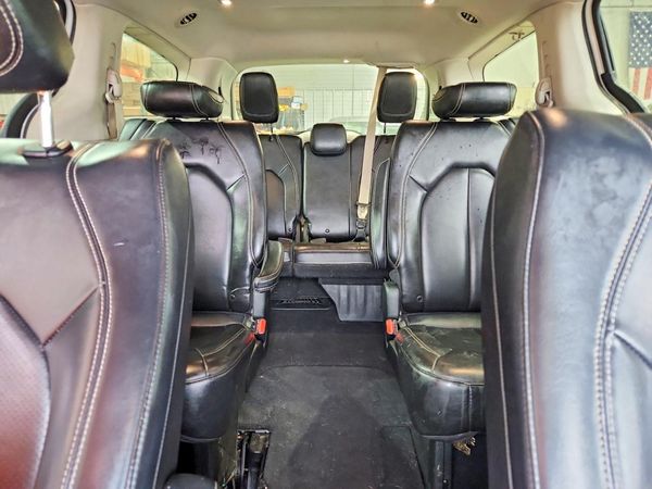 2020 CHRYSLER VOYAGER LXI