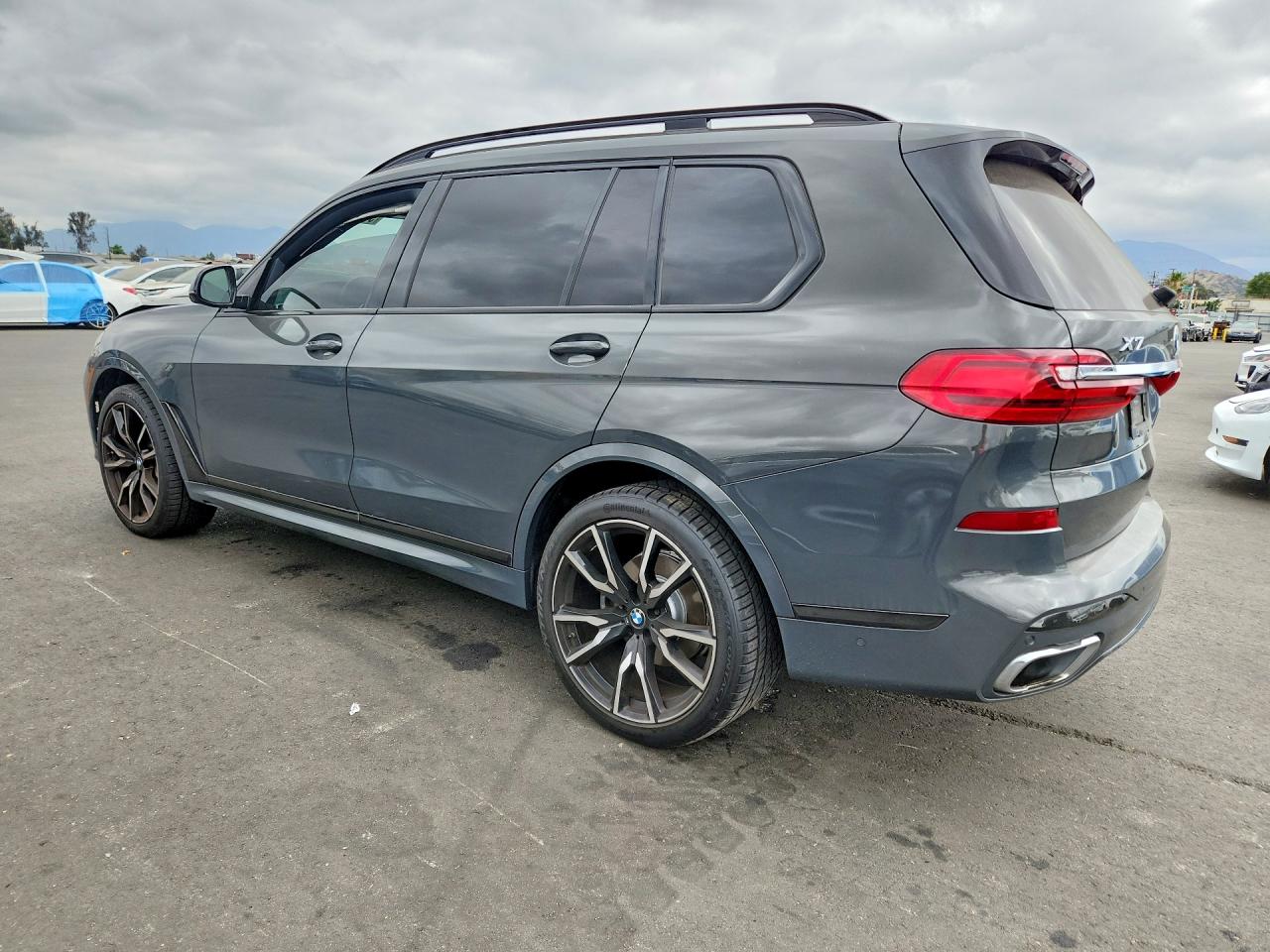2021 BMW X7 xDrive40i
