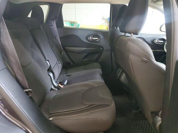 2016 JEEP CHEROKEE LATITUDE 4X4