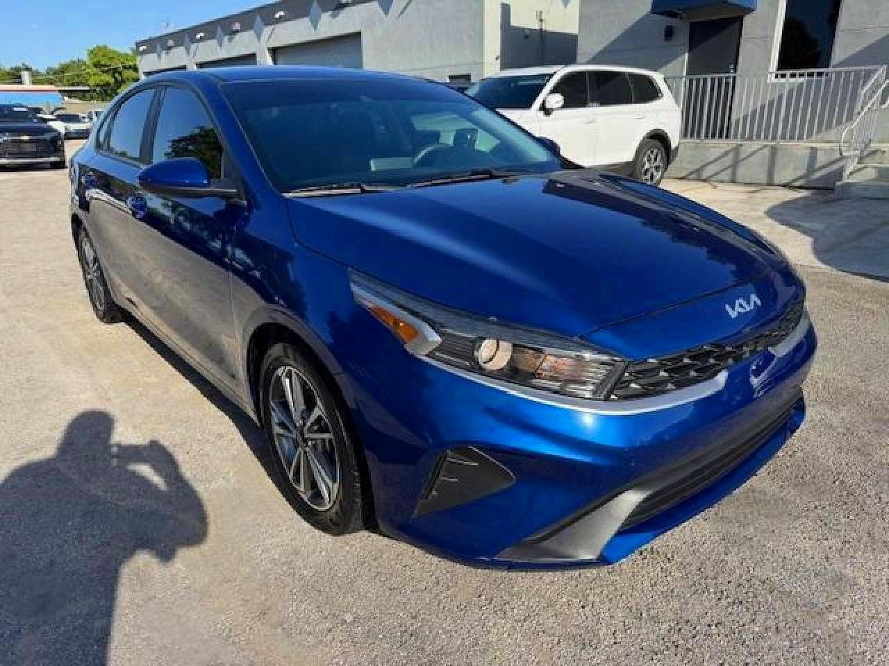 2022 KIA FORTE FE, LXS