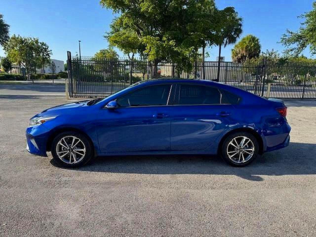 2022 KIA FORTE FE, LXS