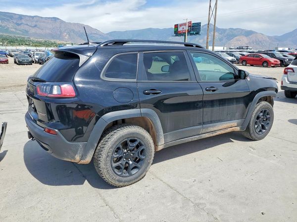 2022 JEEP CHEROKEE TRAILHAWK 4X4
