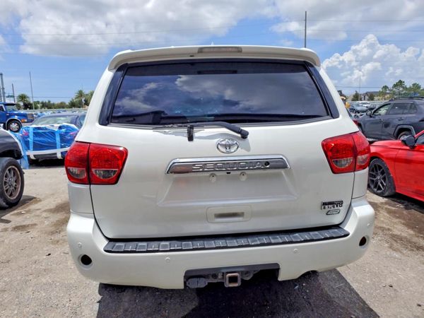 2016 TOYOTA SEQUOIA Platinum Grade