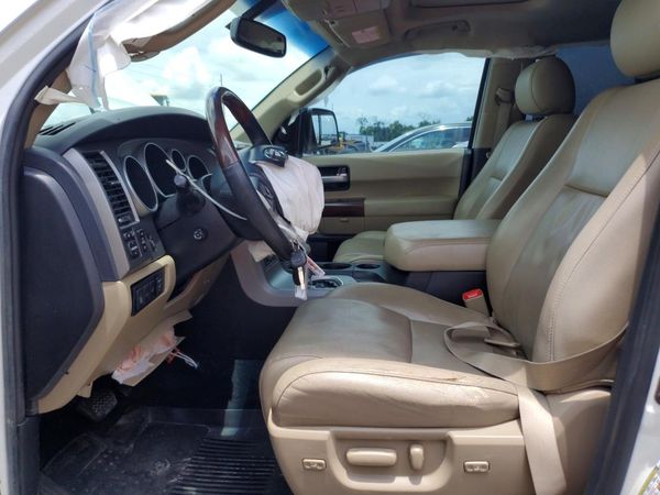 2016 TOYOTA SEQUOIA Platinum Grade