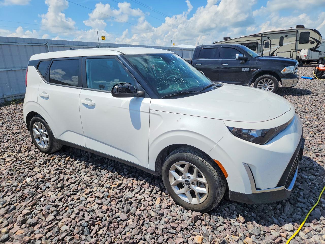 2024 KIA SOUL LX, S