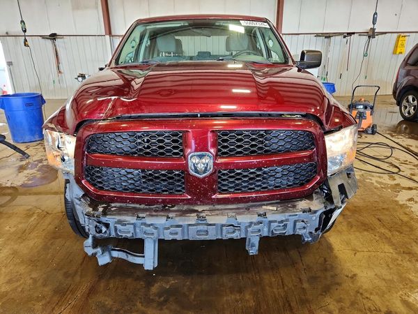2017 RAM 1500 ST
