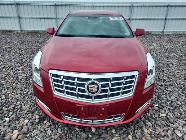2013 CADILLAC XTS Luxury