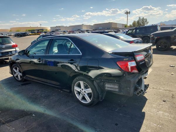 2012 TOYOTA CAMRY