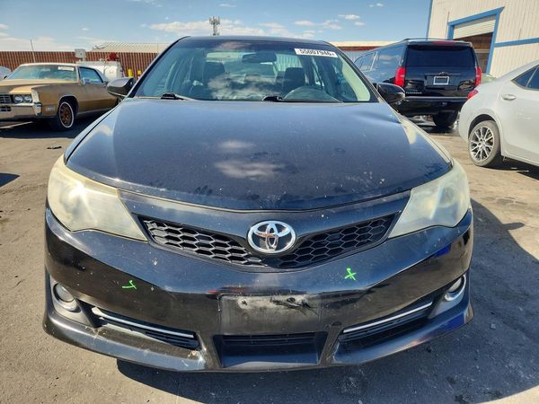 2012 TOYOTA CAMRY