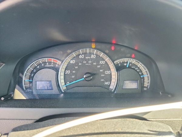 2012 TOYOTA CAMRY