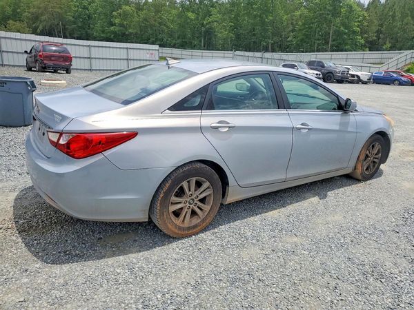 2012 HYUNDAI SONATA Middle-low level
