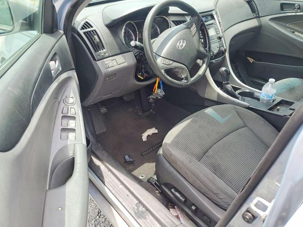 2012 HYUNDAI SONATA Middle-low level
