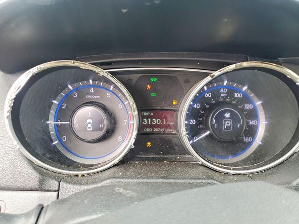 2012 HYUNDAI SONATA Middle-low level