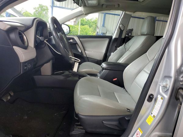 2017 TOYOTA RAV4 XLE