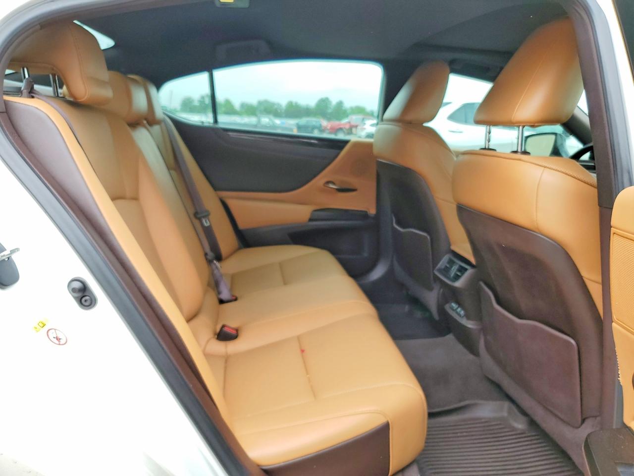 2019 LEXUS ES 350