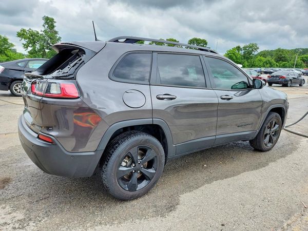 2023 JEEP CHEROKEE ALTITUDE LUX 4X4