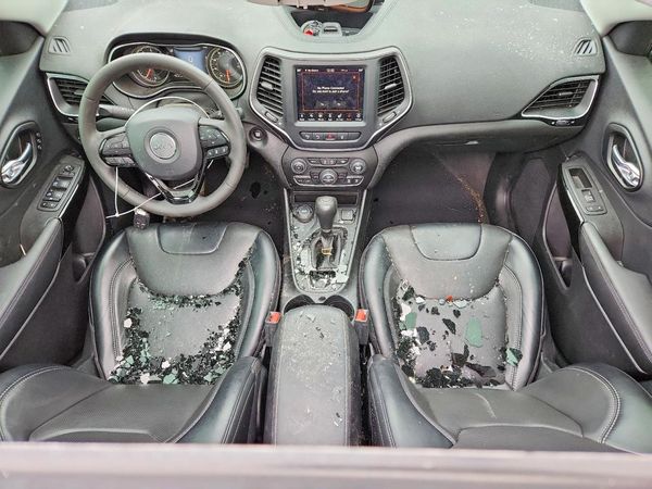 2023 JEEP CHEROKEE ALTITUDE LUX 4X4
