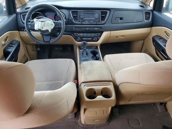 2017 KIA SEDONA LX