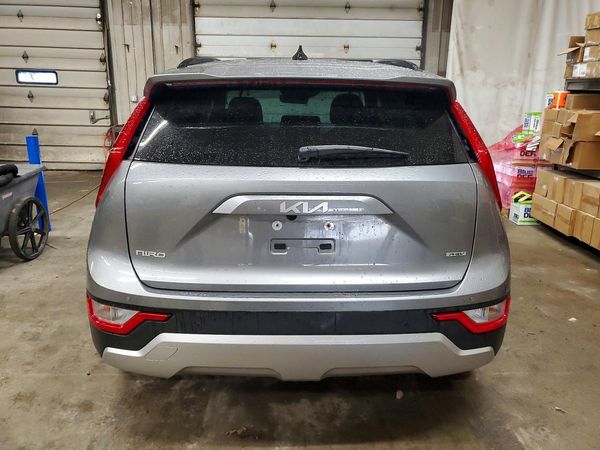 2025 KIA NIRO