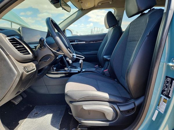 2024 KIA SELTOS S, X-Line