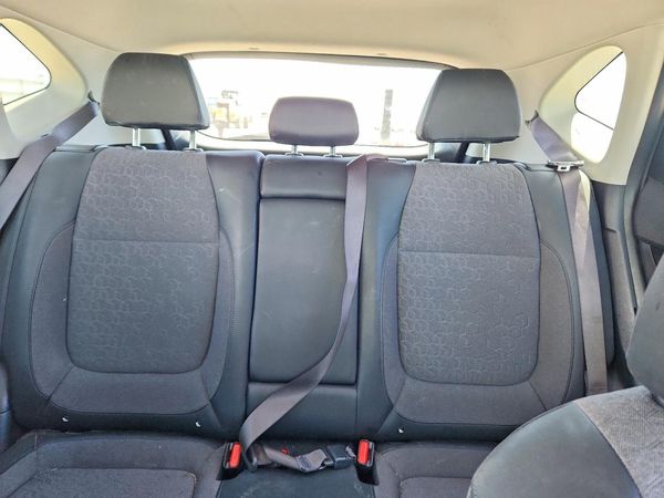 2024 KIA SELTOS S, X-Line