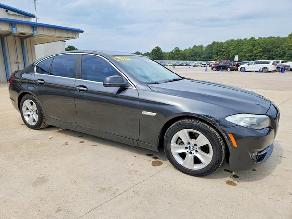 2012 BMW 528