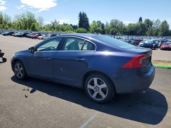 2013 VOLVO S60