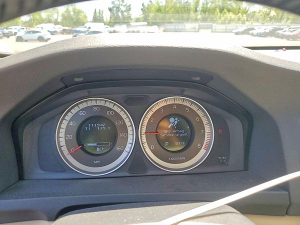 2013 VOLVO S60