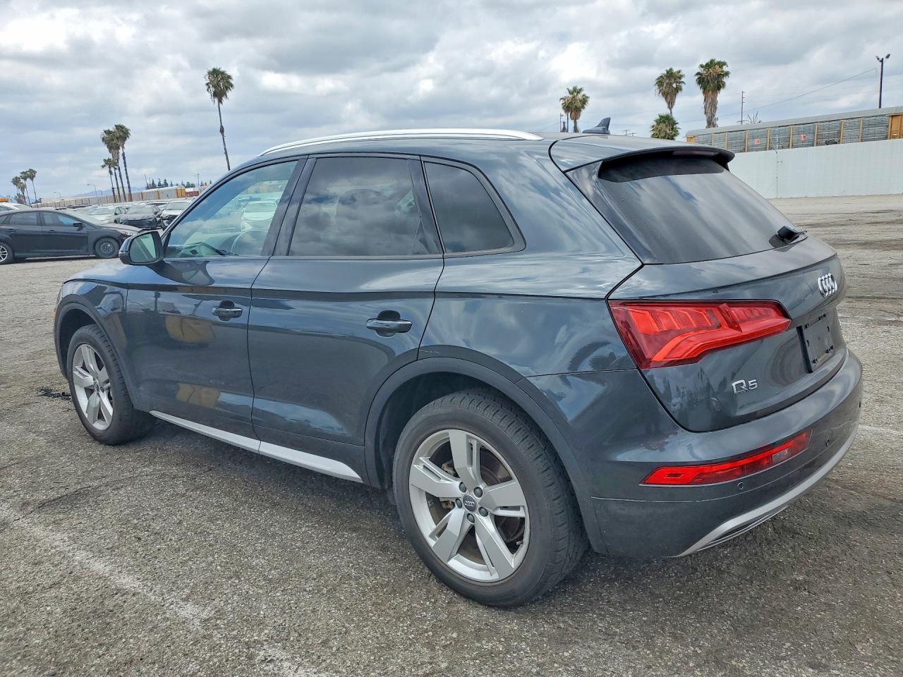 2018 AUDI Q5 quattro Premium