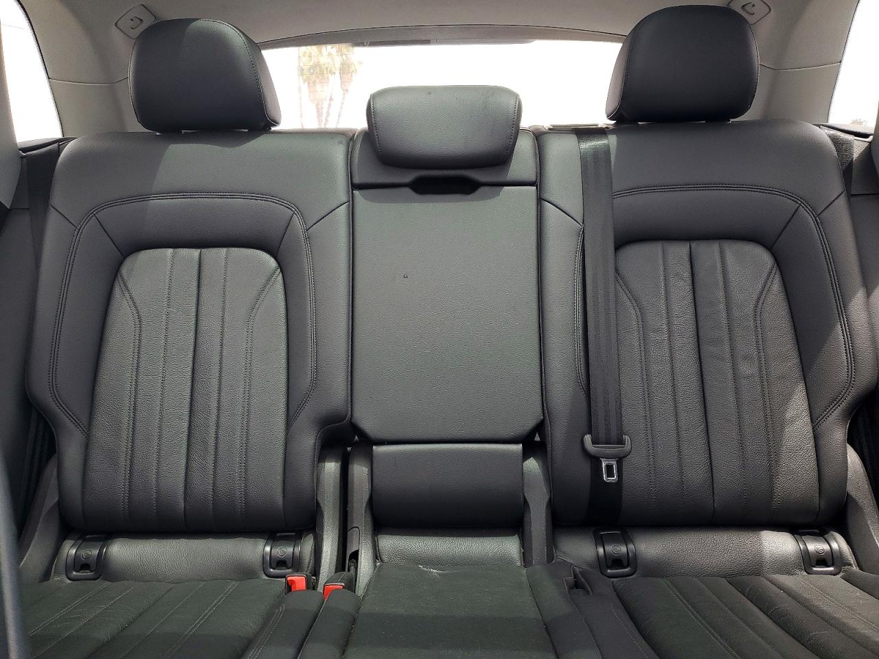 2018 AUDI Q5 quattro Premium