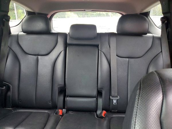 2022 HYUNDAI SANTA FE SEL w/ Premium Pkg